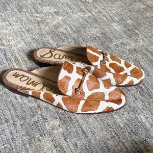 Sam Edelman Tan and White Patterned slip on Loafers - size 7.5 - leather